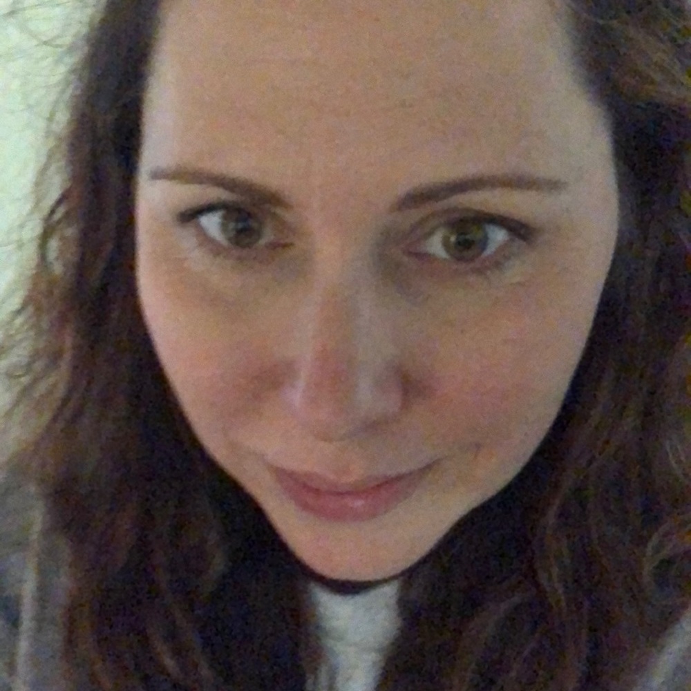 Meet your Posher, Jenifer